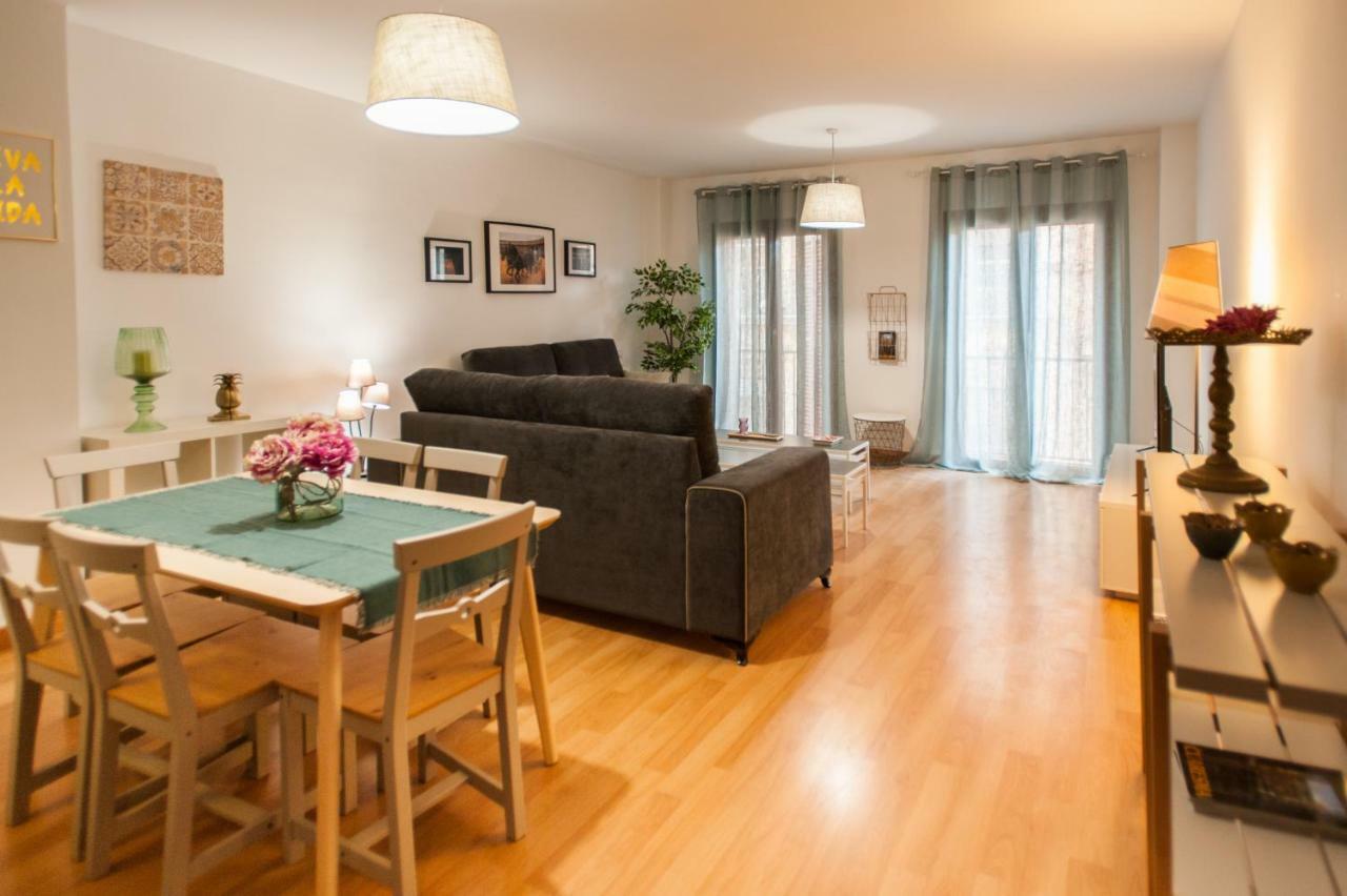 Luxury Maestranza Donkey Apartment Seville Luaran gambar