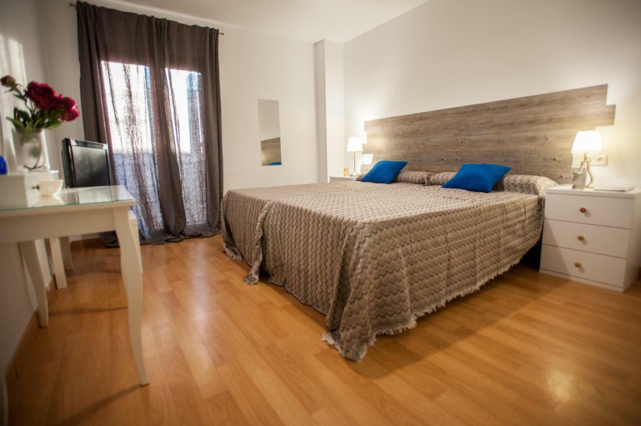 Luxury Maestranza Donkey Apartment Seville Luaran gambar